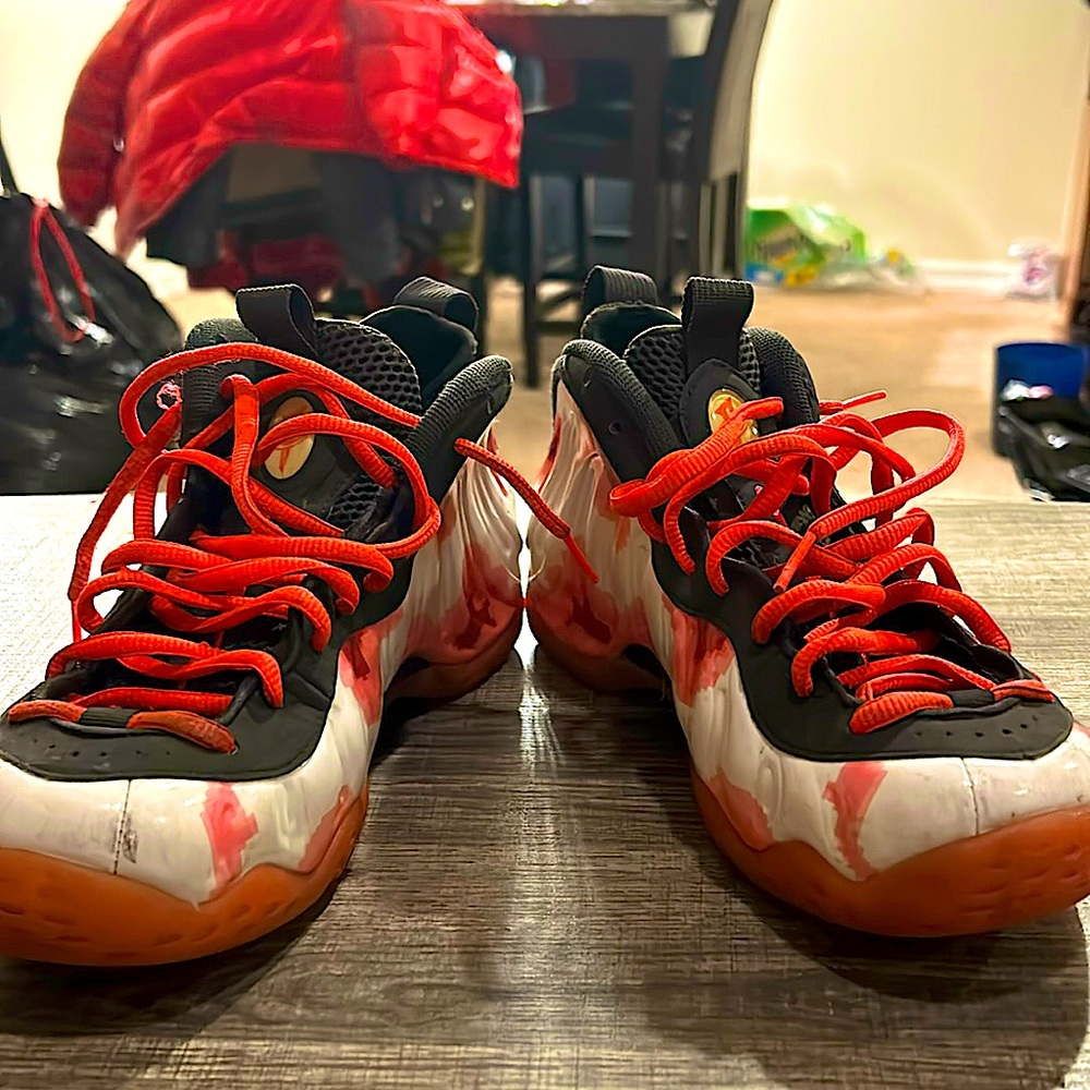 FoamPosite color red white and black used - in good condition.